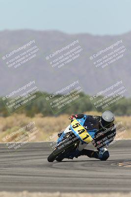 media/Oct-13-2025-Moto Forza (Mon) [[a66d839500]]/2-A Group/Session 3 (Turn 16)/